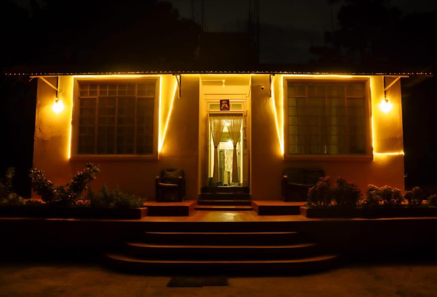 Pine Tree Lodge شيلونغ المظهر الخارجي الصورة