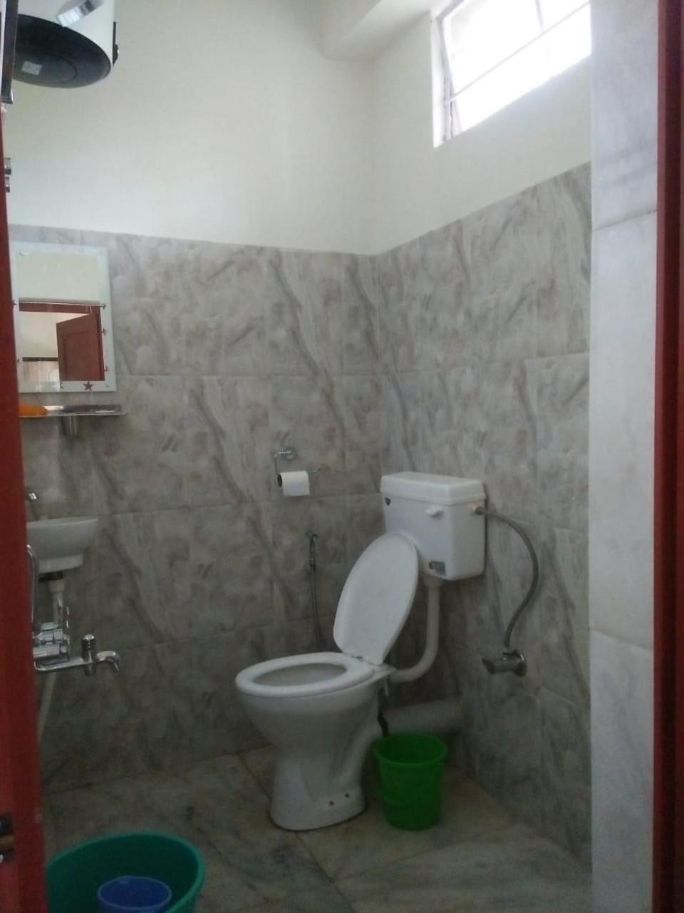 Pine Tree Lodge شيلونغ المظهر الخارجي الصورة